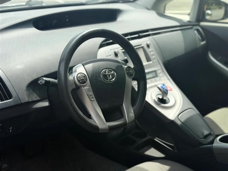 Toyota Prius Three 2014