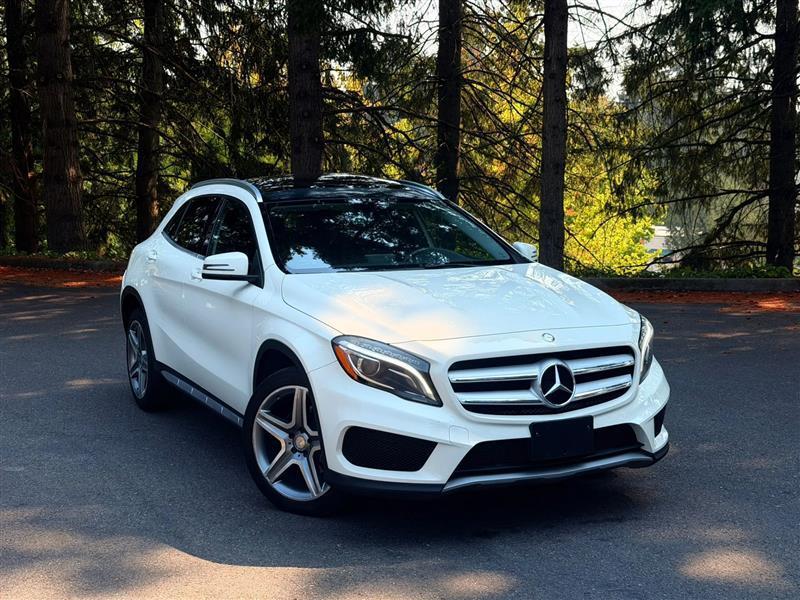 Mercedes-Benz GLA-Class GLA250 4MATIC 2015