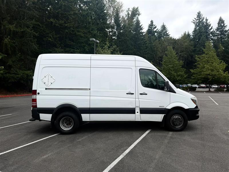 Mercedes-Benz Sprinter 3500 144-in. WB 2014