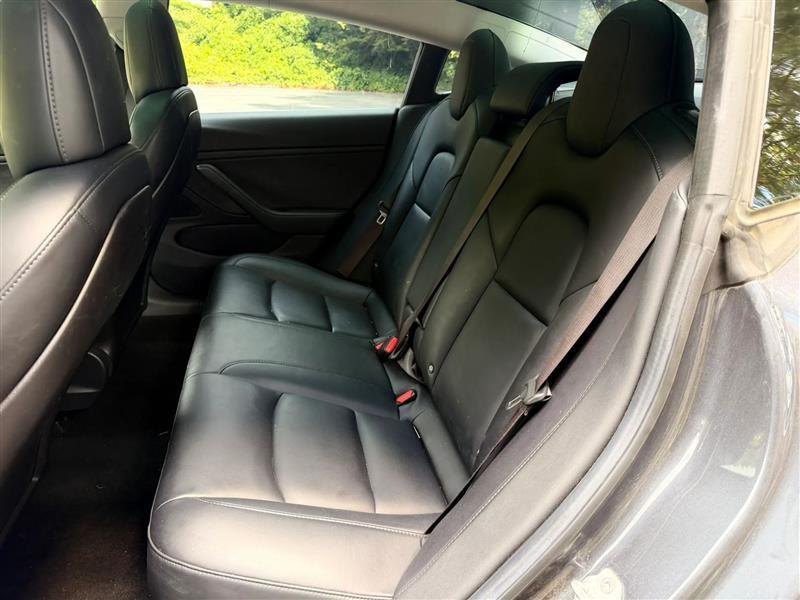 Tesla Model 3 Base 2018