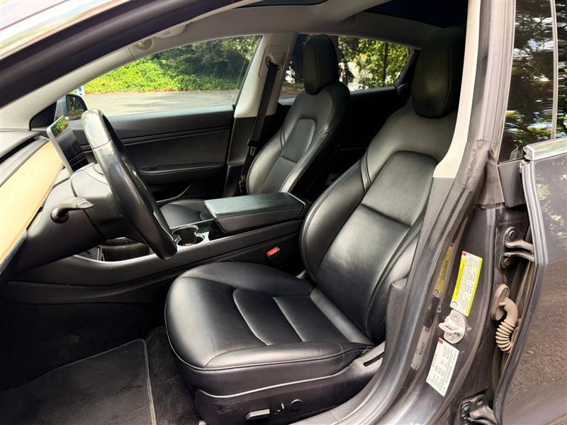 Tesla Model 3 Base 2018