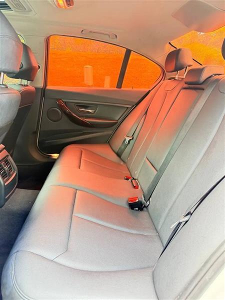 BMW 3-Series 320i Sedan 2014