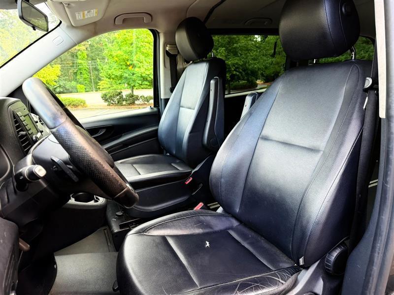 Mercedes-Benz Metris Passenger Van 2017