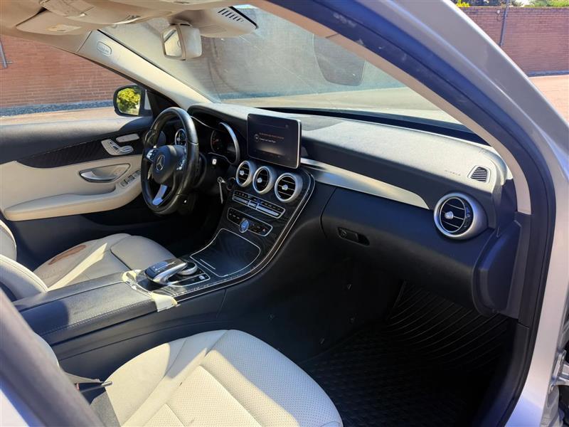Mercedes-Benz C-Class C300 4MATIC Sedan 2016
