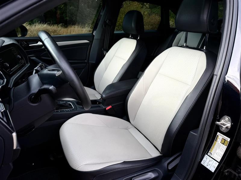 Volkswagen Jetta 1.4T R-Line 8A 2019