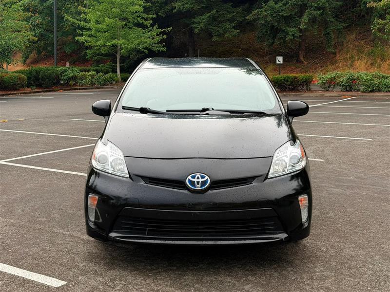 Toyota Prius Prius V 2012