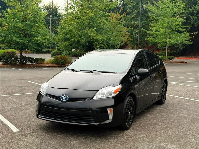 Toyota Prius Prius V 2012