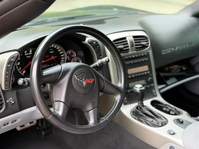 Chevrolet Corvette Coupe 2005