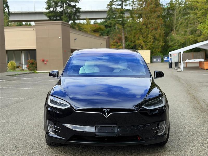 Tesla Model X 90D 2016