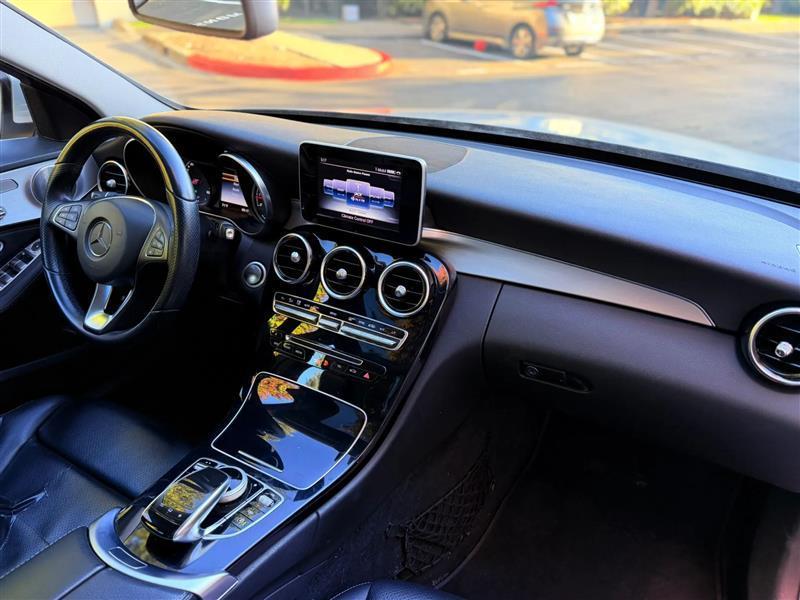 Mercedes-Benz C-Class C300 4MATIC Sedan 2015