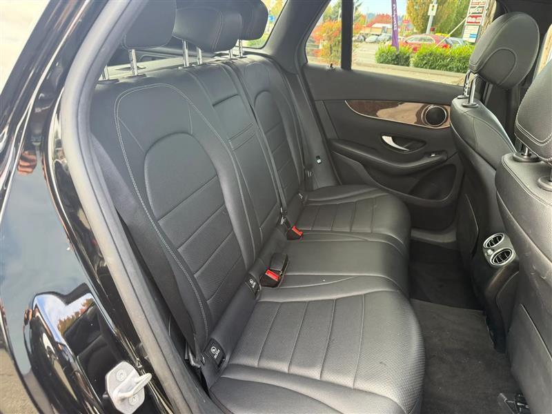 Mercedes-Benz GLC-Class GLC300 4MATIC 2017
