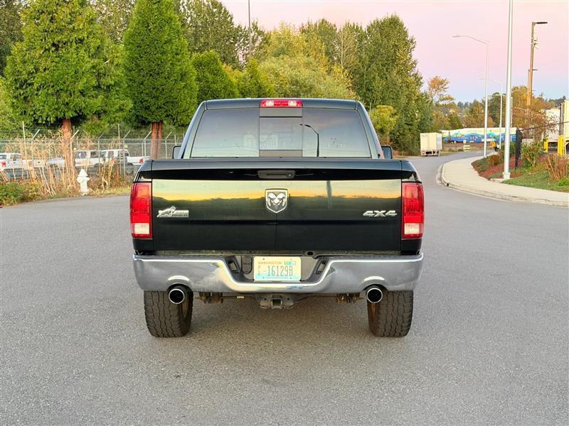 RAM 1500 SLT Crew Cab SWB 4WD 2015