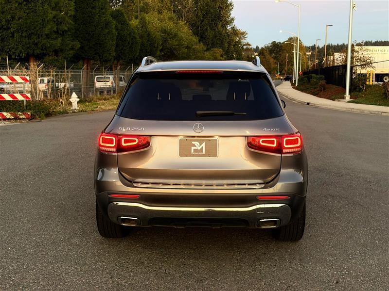 Mercedes-Benz GLB-Class GLB 250 4MATIC 2020