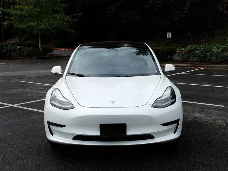 Tesla Model 3 Base 2018