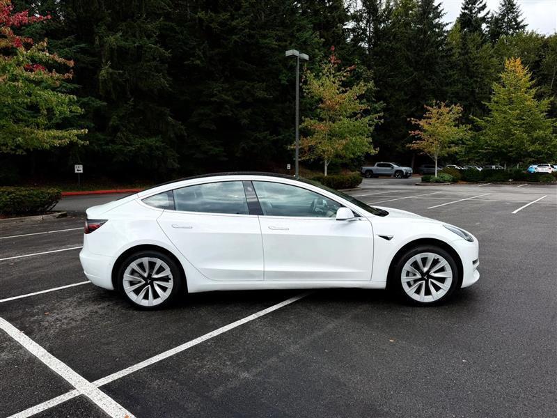Tesla Model 3 Base 2018
