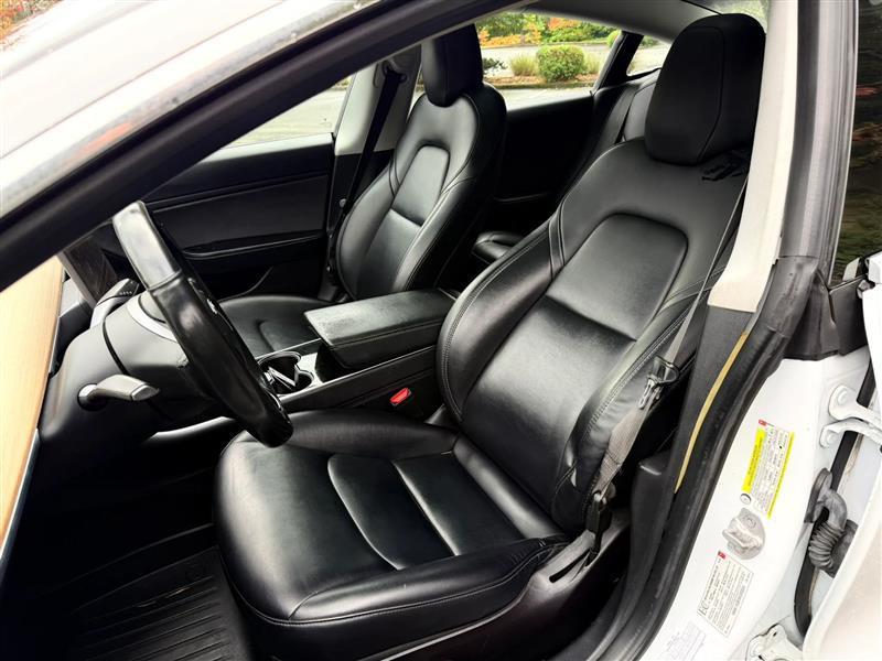 Tesla Model 3 Base 2018
