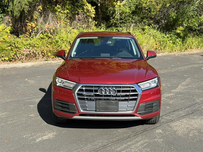 Audi Q5 2.0T Premium quattro 2020