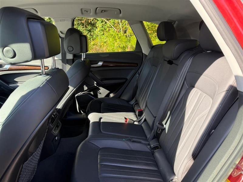 Audi Q5 2.0T Premium quattro 2020