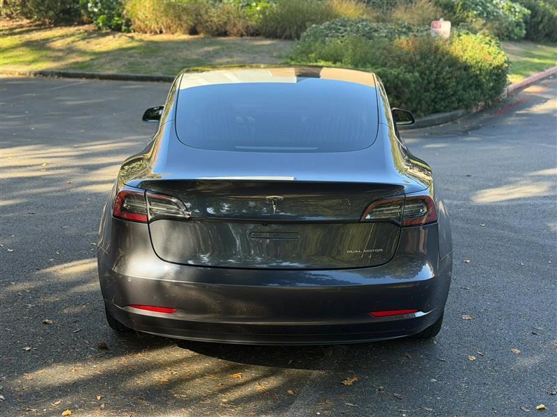 Tesla Model 3 Long Range 2018