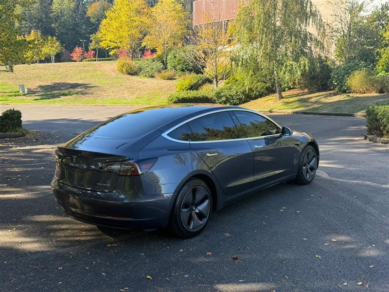 Tesla Model 3 Long Range 2018
