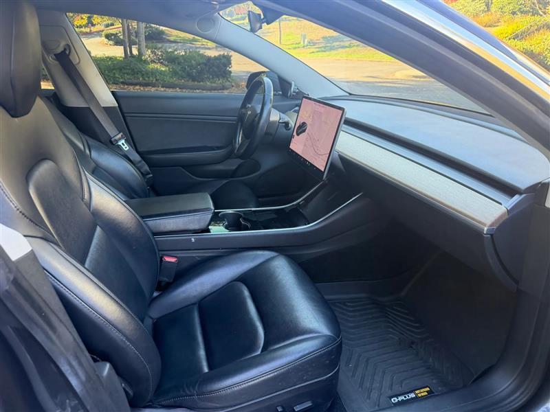 Tesla Model 3 Long Range 2018