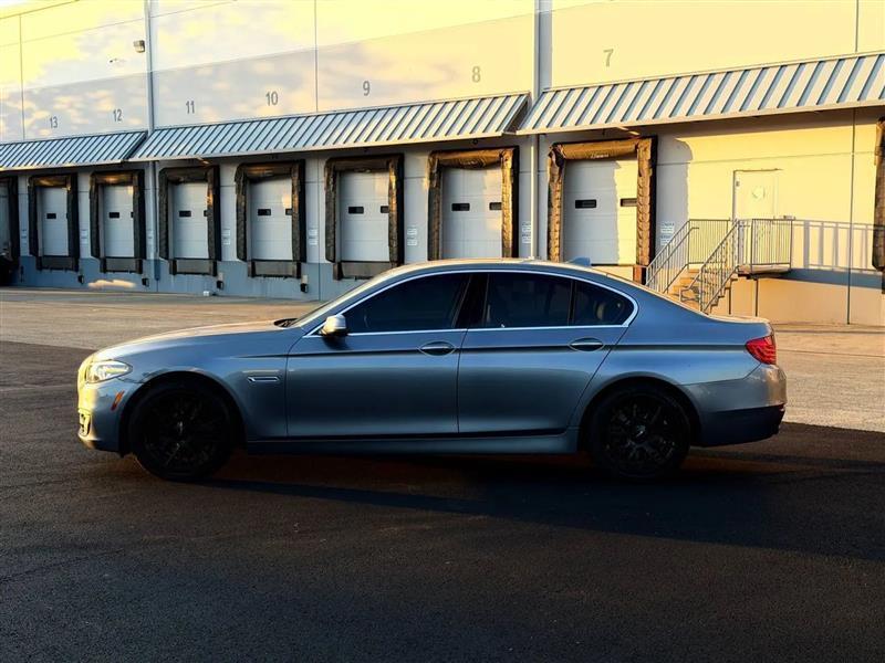 BMW 5-Series 528i xDrive 2016