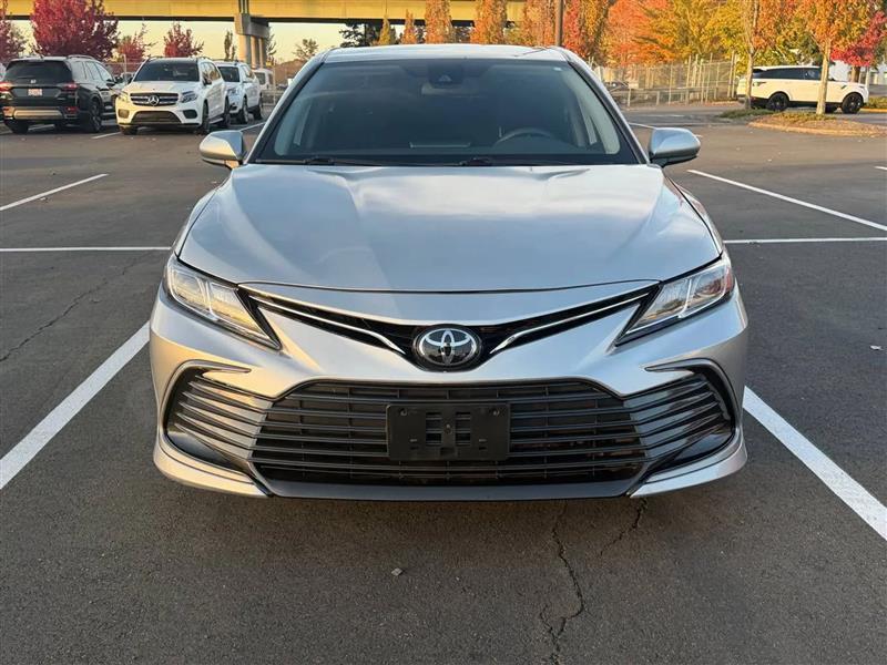 Toyota Camry LE 2021