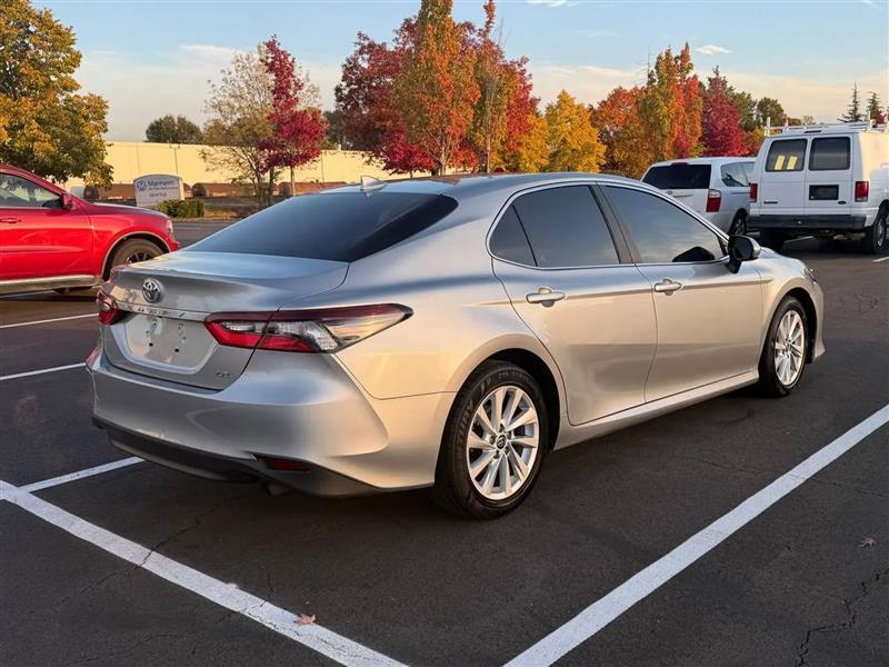 Toyota Camry LE 2021