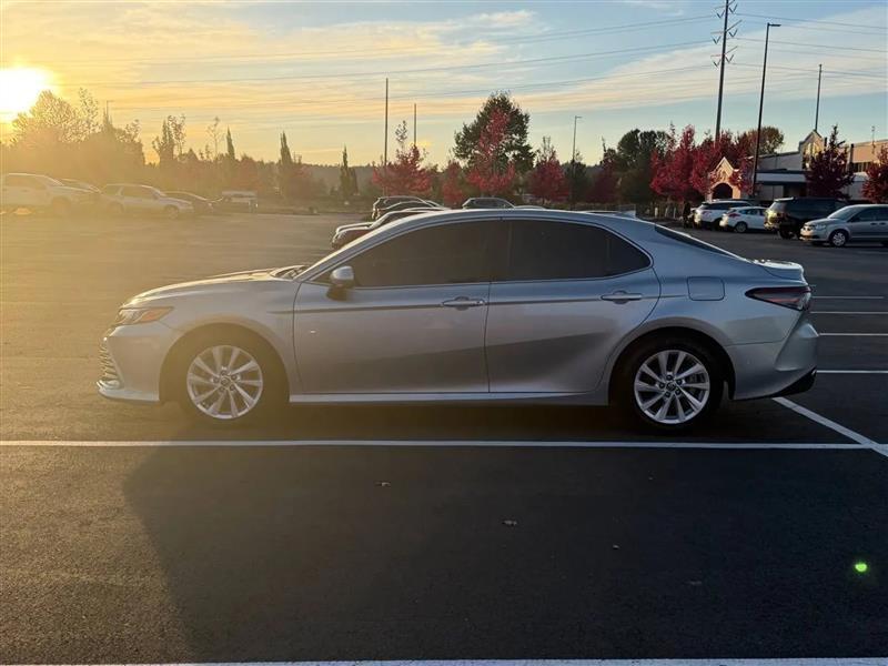 Toyota Camry LE 2021