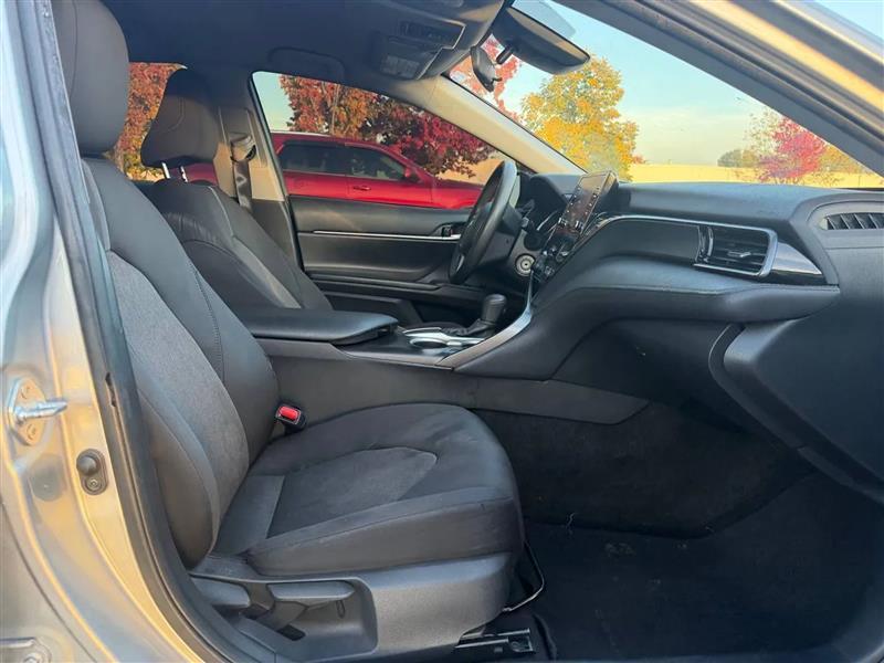 Toyota Camry LE 2021