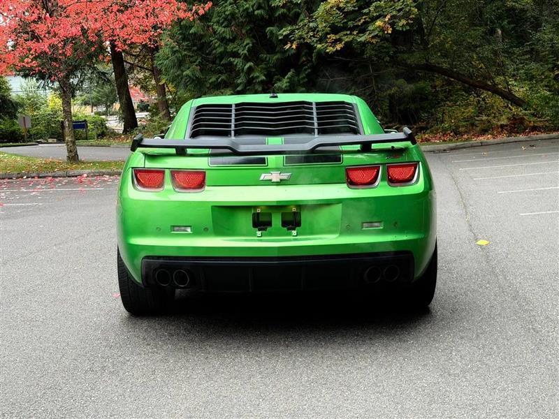 Chevrolet Camaro 2LT Coupe 2011
