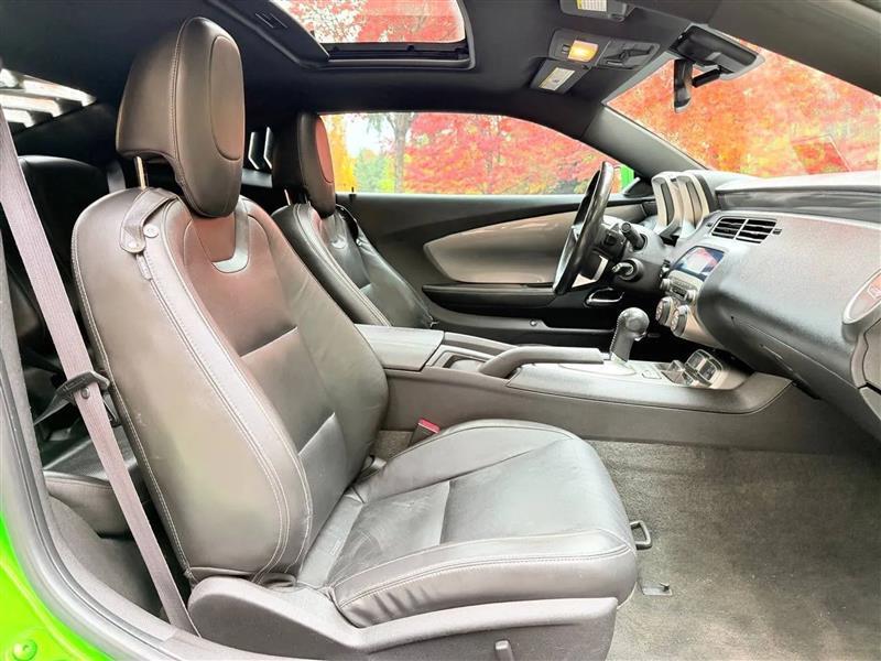 Chevrolet Camaro 2LT Coupe 2011