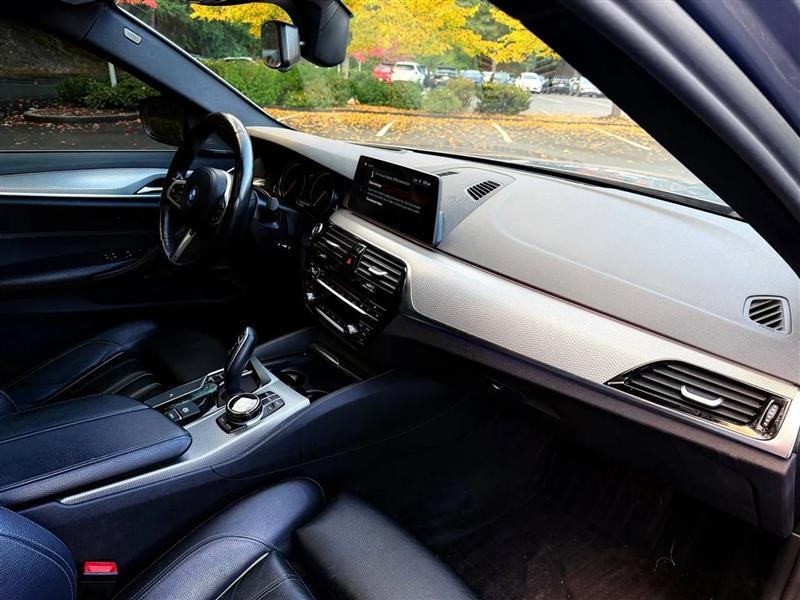 BMW 5-Series 530i xDrive 2018