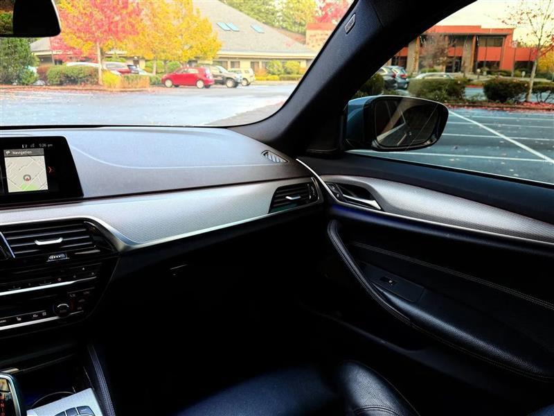 BMW 5-Series 530i xDrive 2018