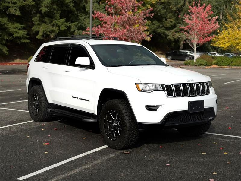 Jeep Grand Cherokee Laredo 4WD 2019