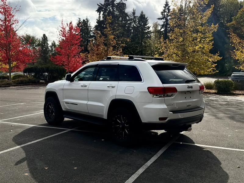 Jeep Grand Cherokee Laredo 4WD 2019