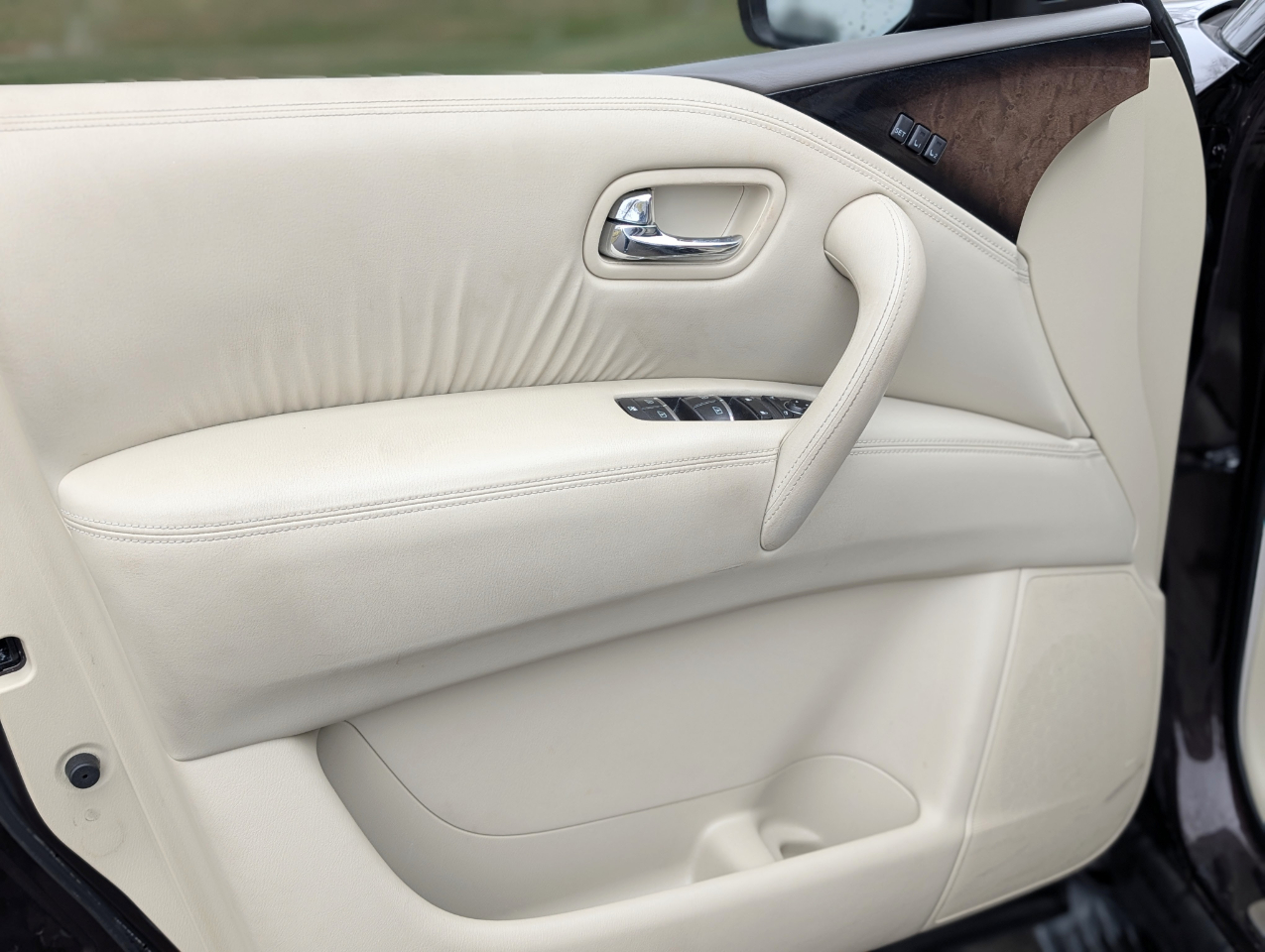 Infiniti QX80 4WD 2014