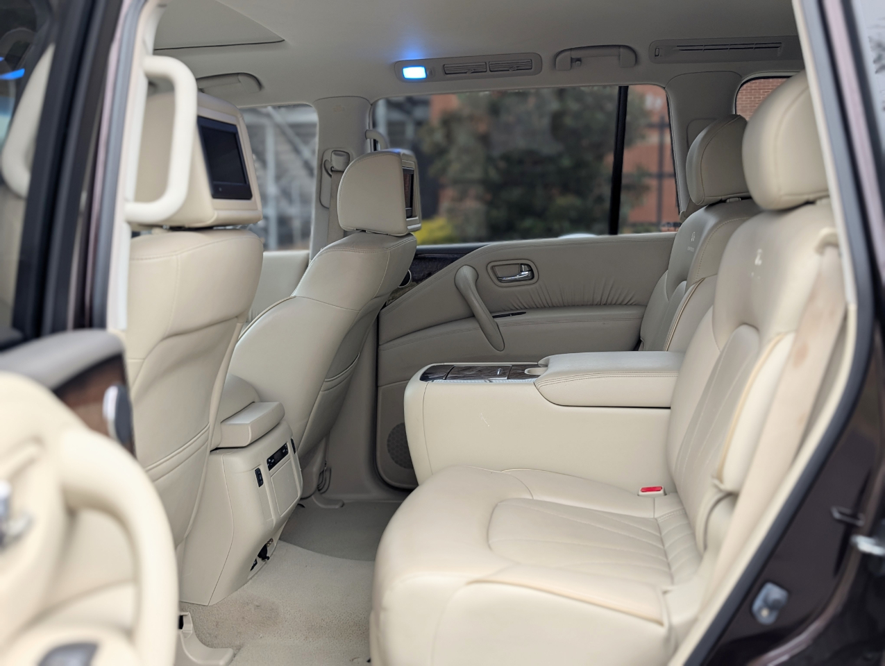 Infiniti QX80 4WD 2014