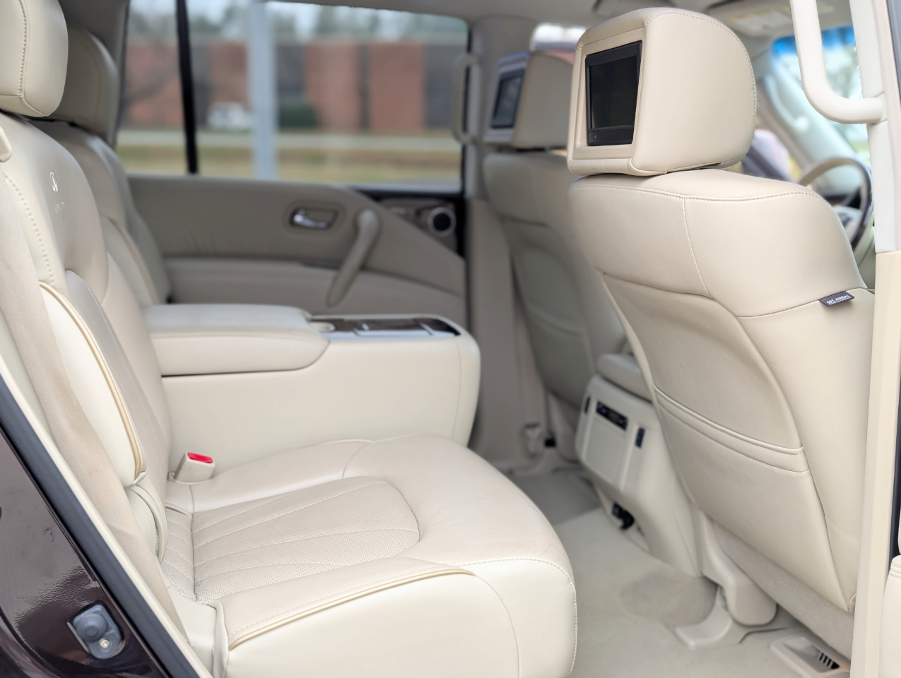 Infiniti QX80 4WD 2014