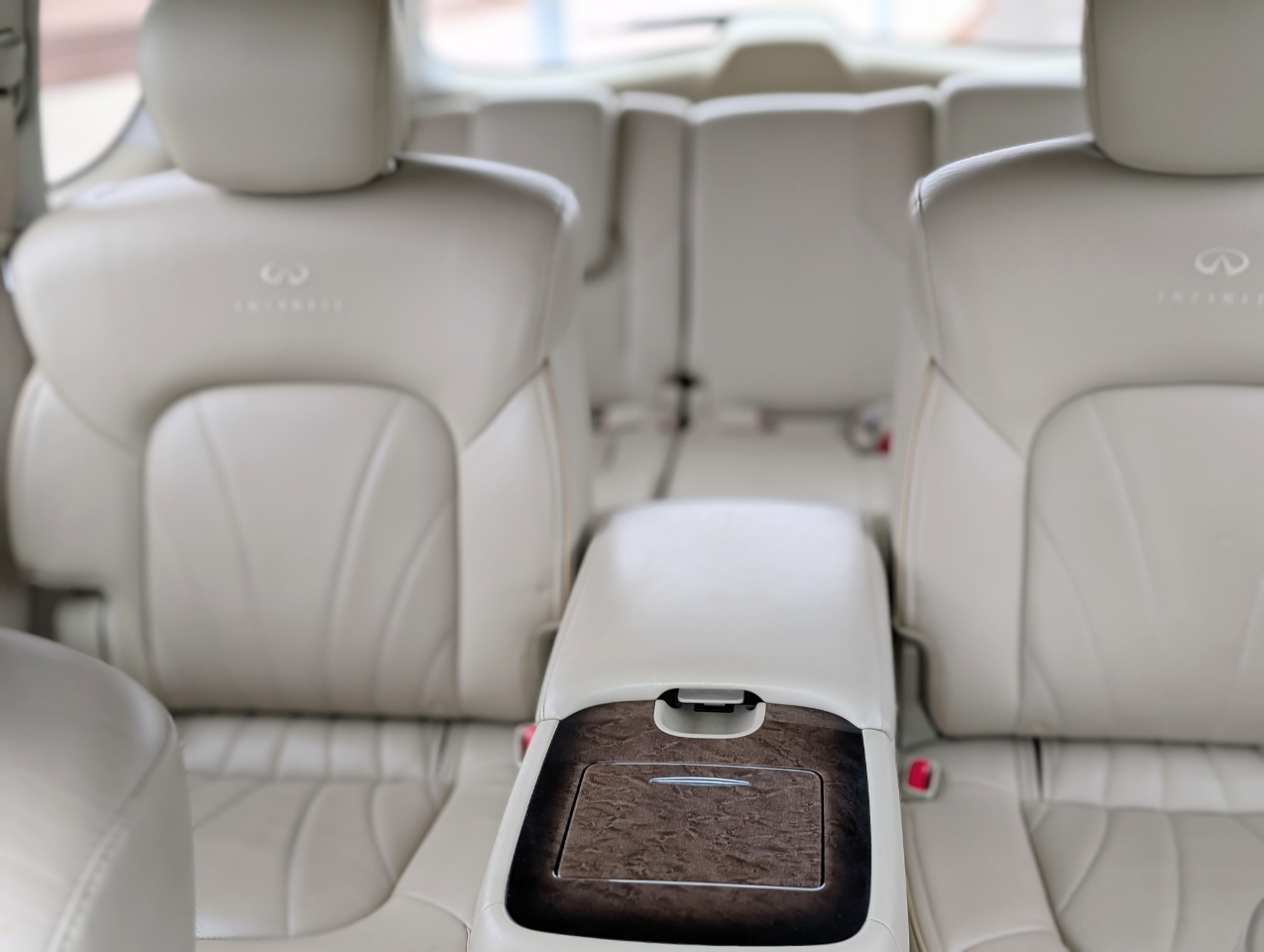 Infiniti QX80 4WD 2014