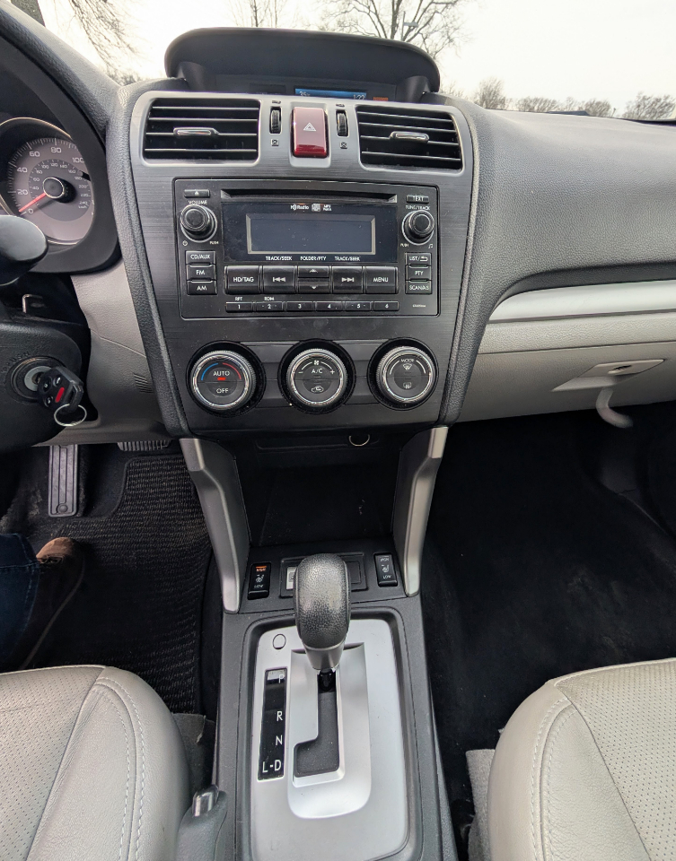 Subaru Forester 2.5i Limited 2014