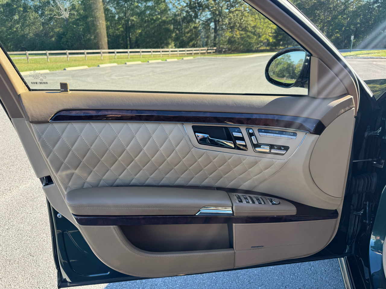 Mercedes-Benz S-Class S65 AMG 2008 Mercedes-Benz S-Class S65 AMG 2008