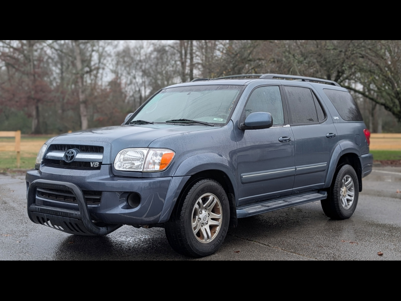 2005 Toyota Sequoia SR5 2WD