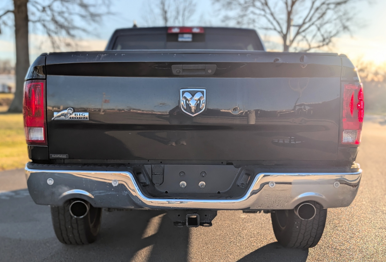 RAM 1500 SLT Crew Cab LWB 2WD 2016