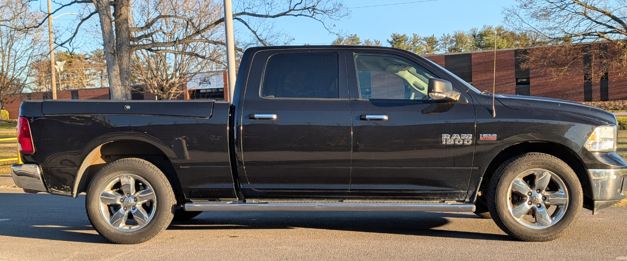 RAM 1500 SLT Crew Cab LWB 2WD 2016