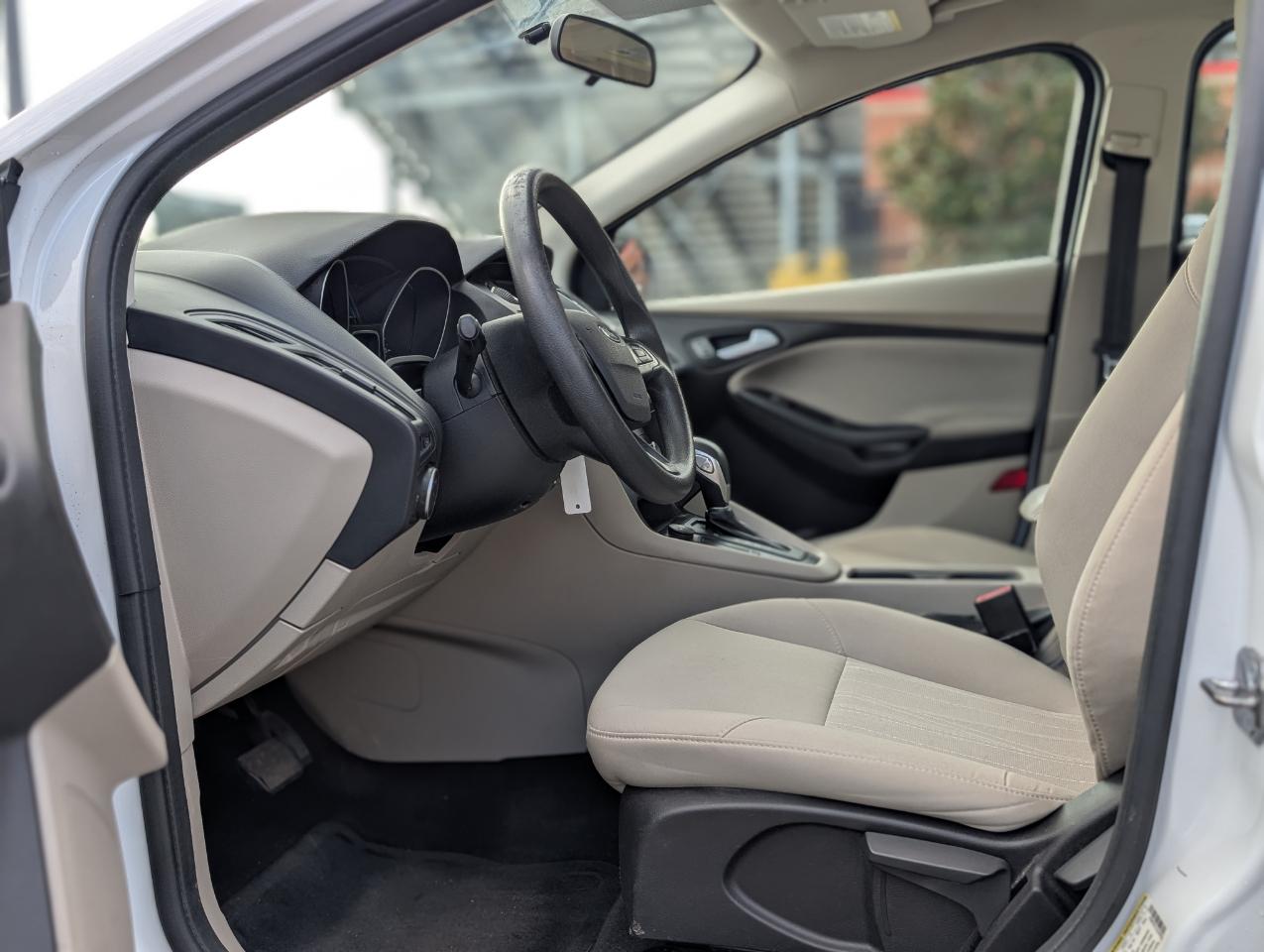 Ford Focus SE Sedan 2018