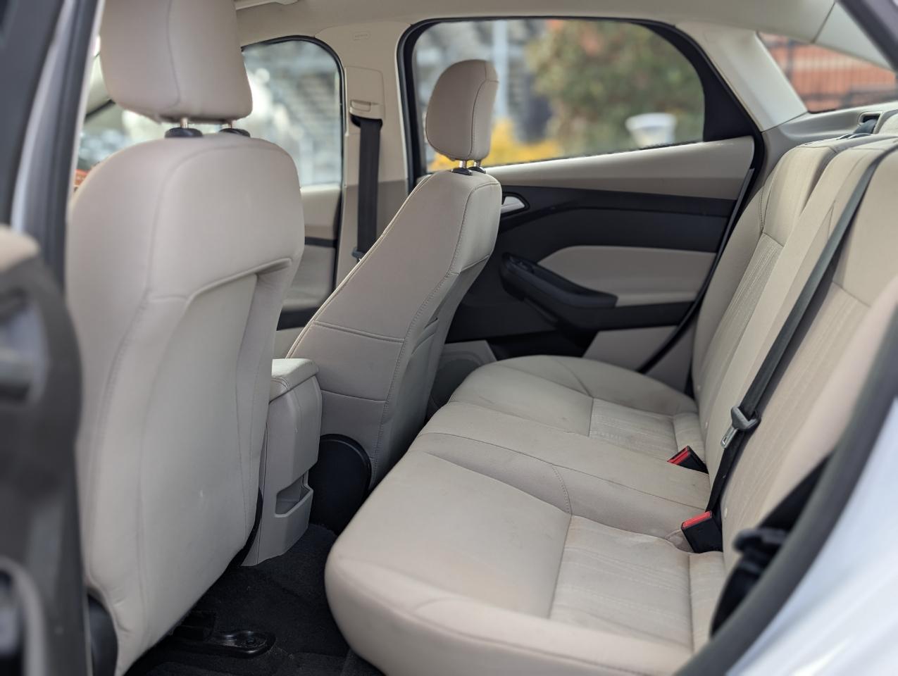 Ford Focus SE Sedan 2018