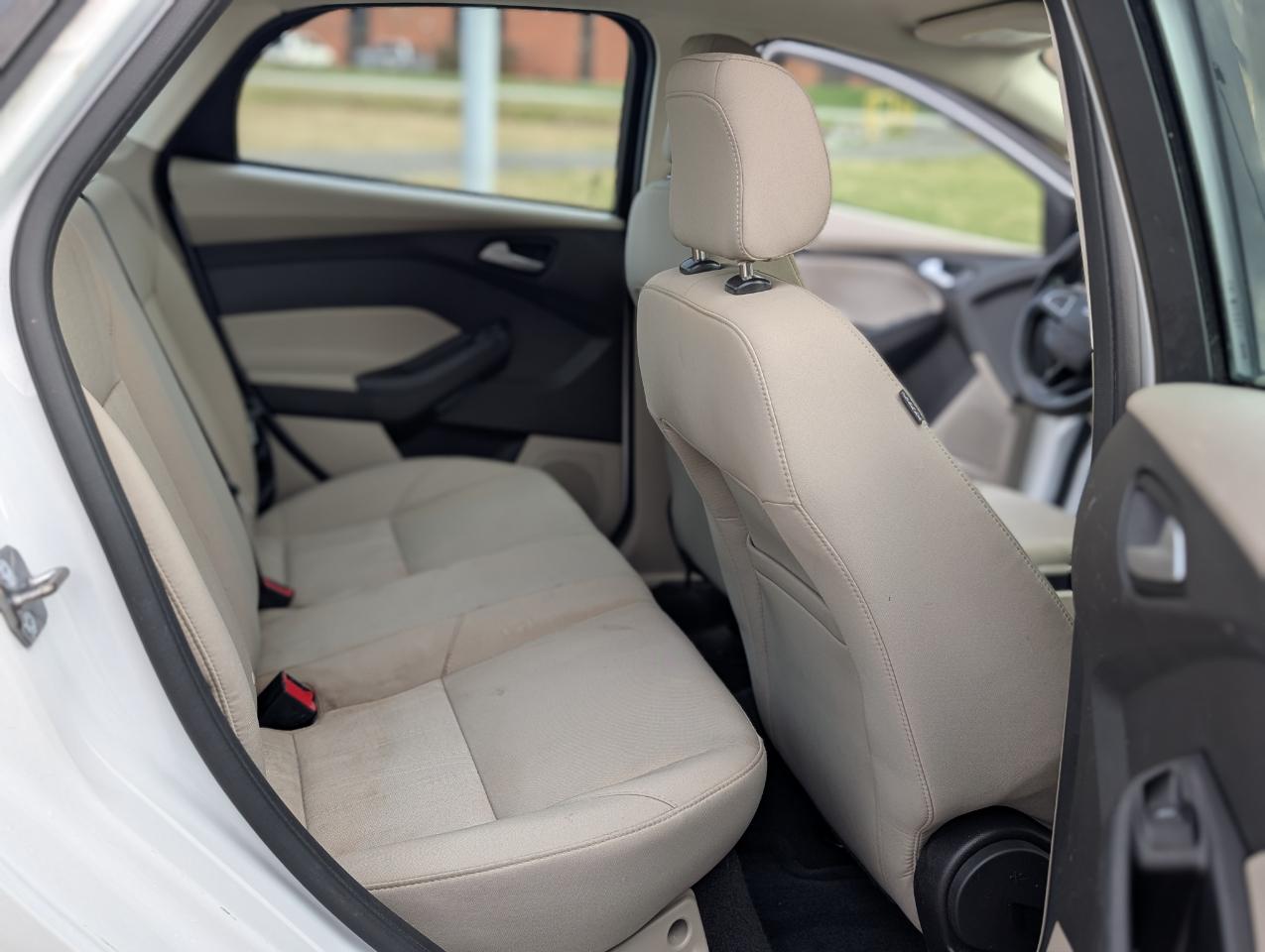 Ford Focus SE Sedan 2018