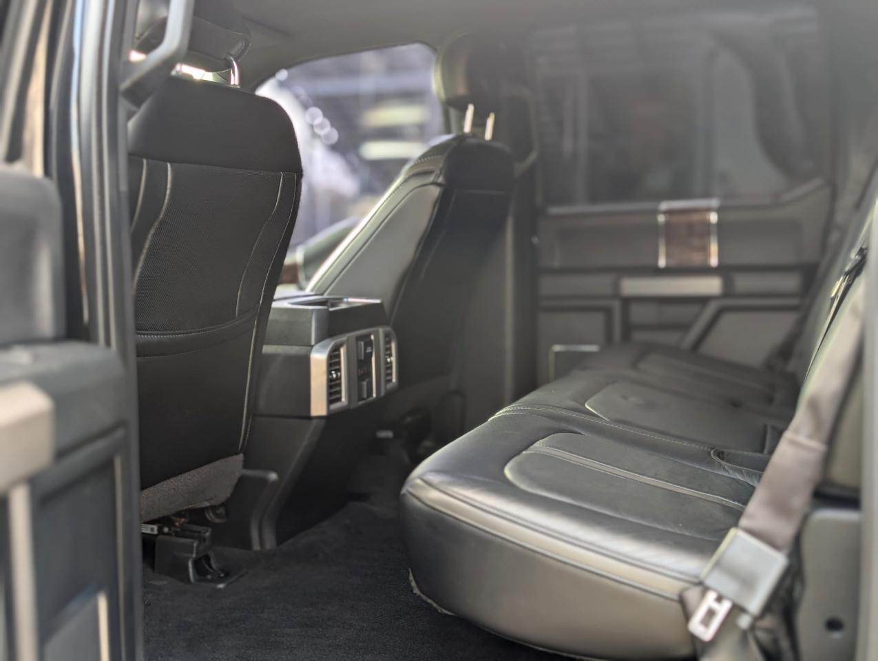 Ford F-150 Platinum SuperCrew 5.5-ft. Bed 4WD 2015