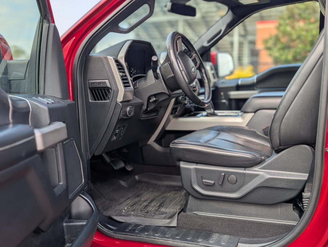 Ford F-150 Lariat SuperCrew 5.5-ft. Bed 4WD 2020